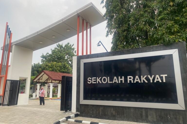 Pemerintah Pastikan Program Sekolah Rakyat Tepat Sasaran