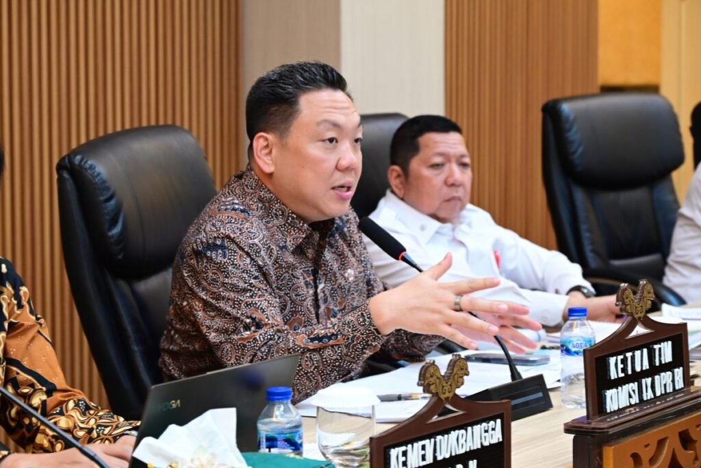 Pemerintah Evaluasi MBG, DPR Sambut Baik Moratorium Dapur Baru