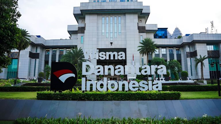 Danantara Pangkas Entitas BUMN untuk Efisiensi dan Kurangi Beban Negara