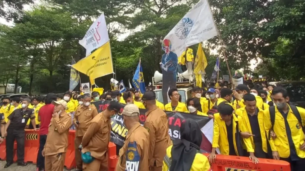 Desak Stop MBG, Tuntutan BEM UI Dinilai Salah Sasaran