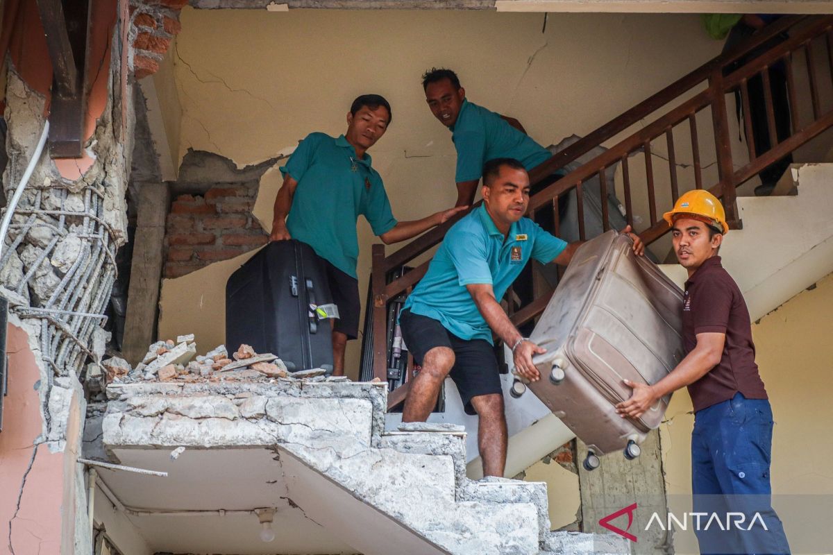 Pemerintah Percepat Penanganan Gempa NTT melalui Penguatan Satgas Terpadu